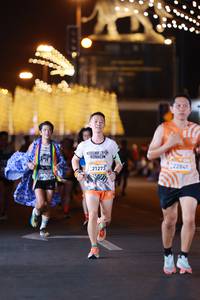 BIB: 21273, 22848
                            <button type="button" onclick="openModal(23040254)" class="btn btn-primary btn-sm float-right btn-popup" data-toggle="modal" data-target=".modal-high-quality">
                        <i class="fas fa-shopping-cart"></i> Add to Cart
                    </button>
                                            <button type="button" onclick="isThisMe(23040254, true)" class="btn btn-success btn-sm float-right btn-popup btn-isme hidden" data-toggle="tooltip" data-placement="bottom" title="นี่คือรูปของคุณใช่ไหม คลิกที่นี่เพื่อเอาเข้าอัลบั้ม">
                        <i class="fas fa-plus"></i> Add to album
                    </button>
                    <button type="button" onclick="isThisMe(23040254, false)" class="btn btn-warning btn-sm float-right btn-popup btn-isnotme hidden">
                        <i class="fas fa-ban"></i> Remove from album
                    </button>